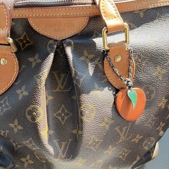 Authentic HERMÈS Abricot bag charm 🍑 - Picture 3 of 8